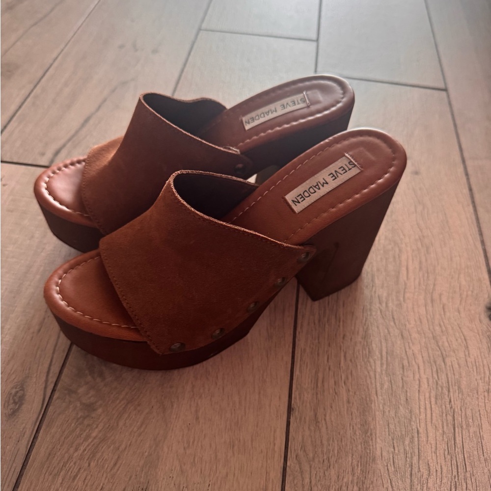 Steve Madden platform clog